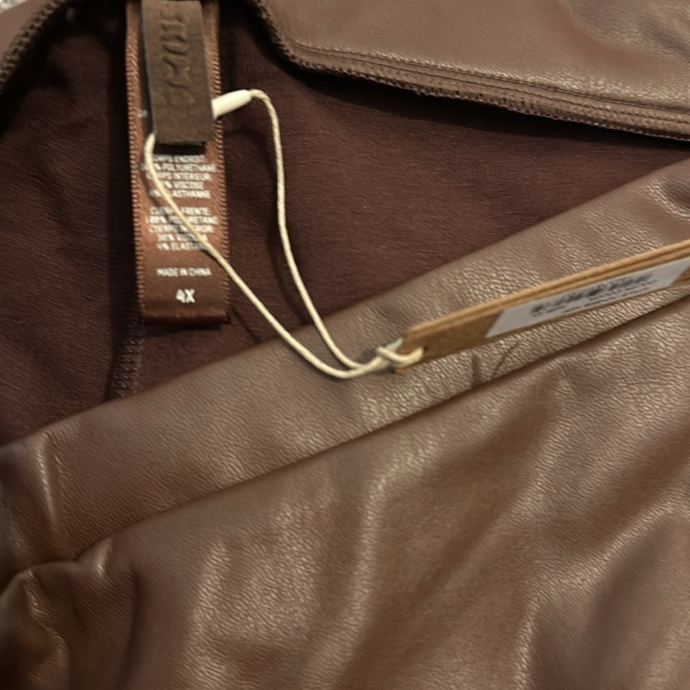 SKIMS faux leather biker shorts/ COCOA - Picture 7 of 7